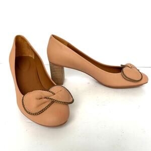 See By Chloé Block Heel Pumps with Chain Accent Bows NWOB EU 39.5 US 9